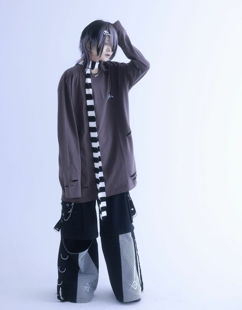 Gamchu【ガムチュ】ボクの爪が鋭くって Damage Long Sleeve/全2色