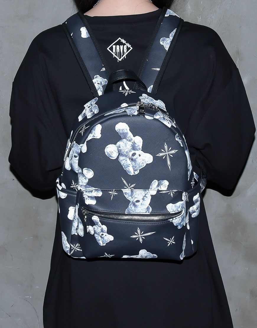 TRAVAS TOKYO【トラバストーキョー】クマ総柄バックパック/全3色 