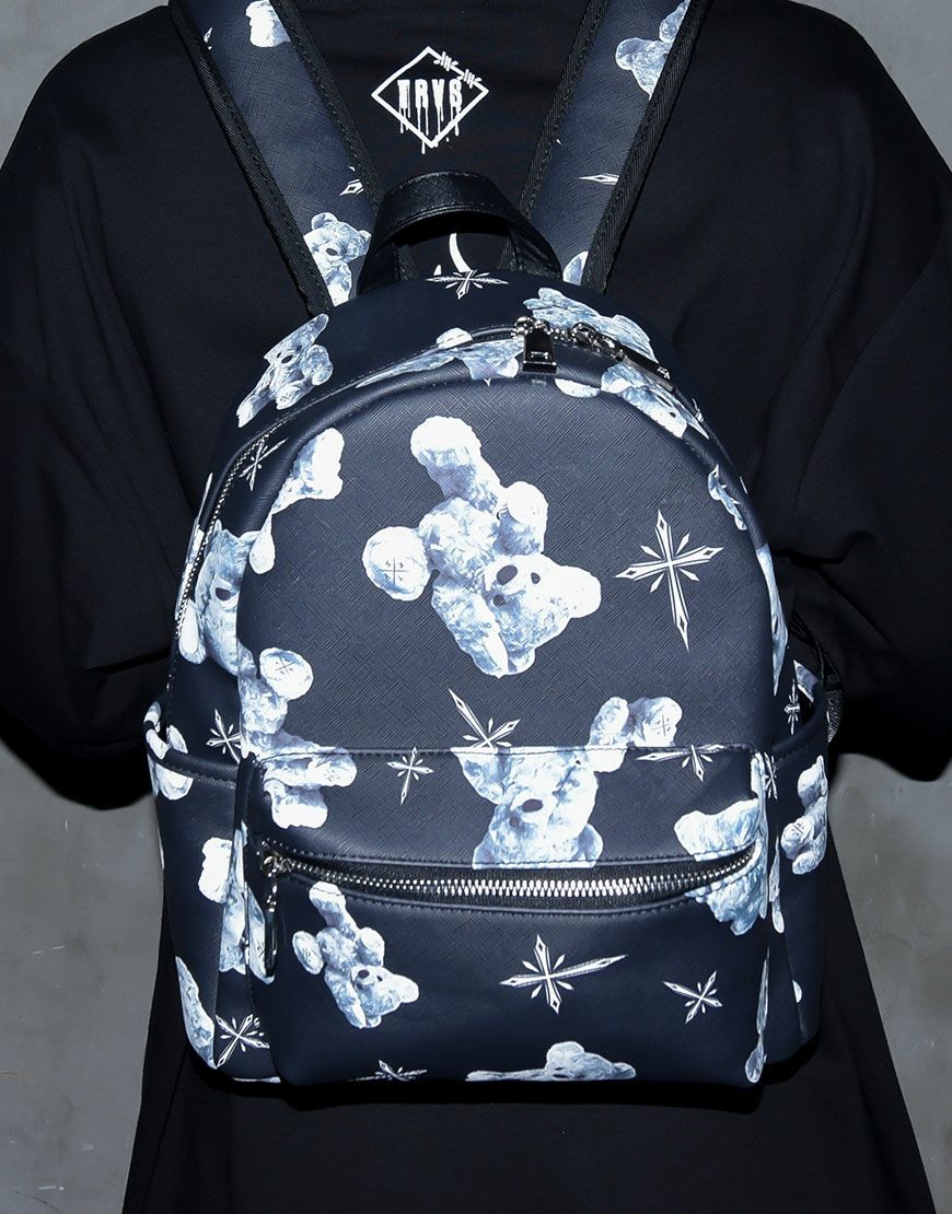 TRAVAS TOKYO【トラバストーキョー】クマ総柄バックパック/全3色 