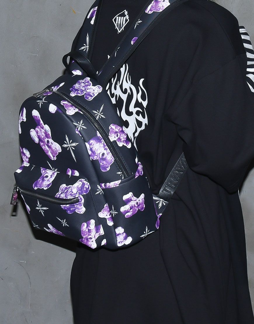 TRAVAS TOKYO【トラバストーキョー】クマ総柄バックパック/全3色 