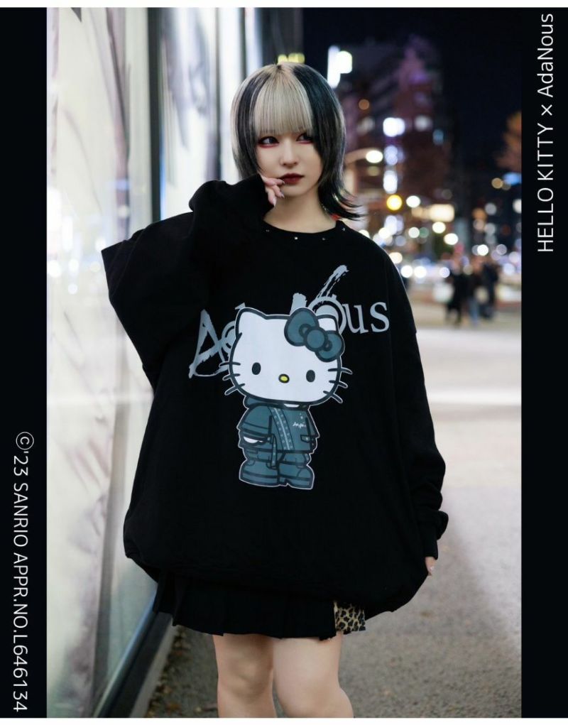 【お値下げ歓迎】 AdaNous アダナス　キティ　コラボ　トレーナー　パーカー お値下げ歓迎】 AdaNous アダナス キティ コラボ トレーナー