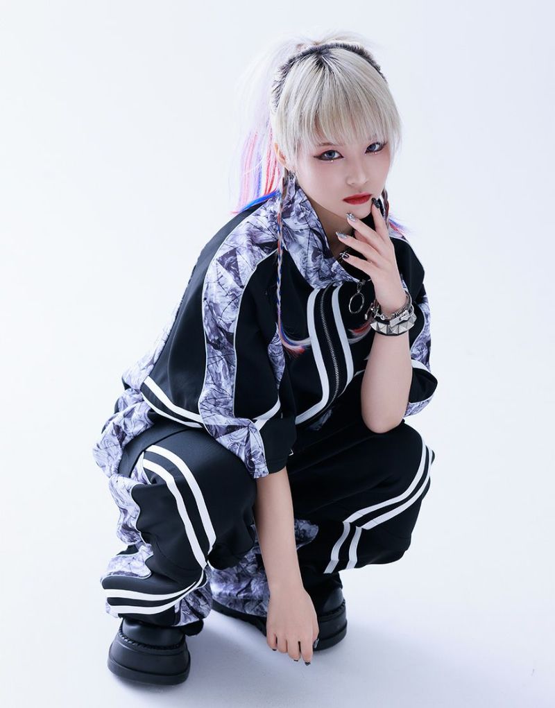 AdaNous【アダナス】半袖切替トラックジャージTOP/全2色