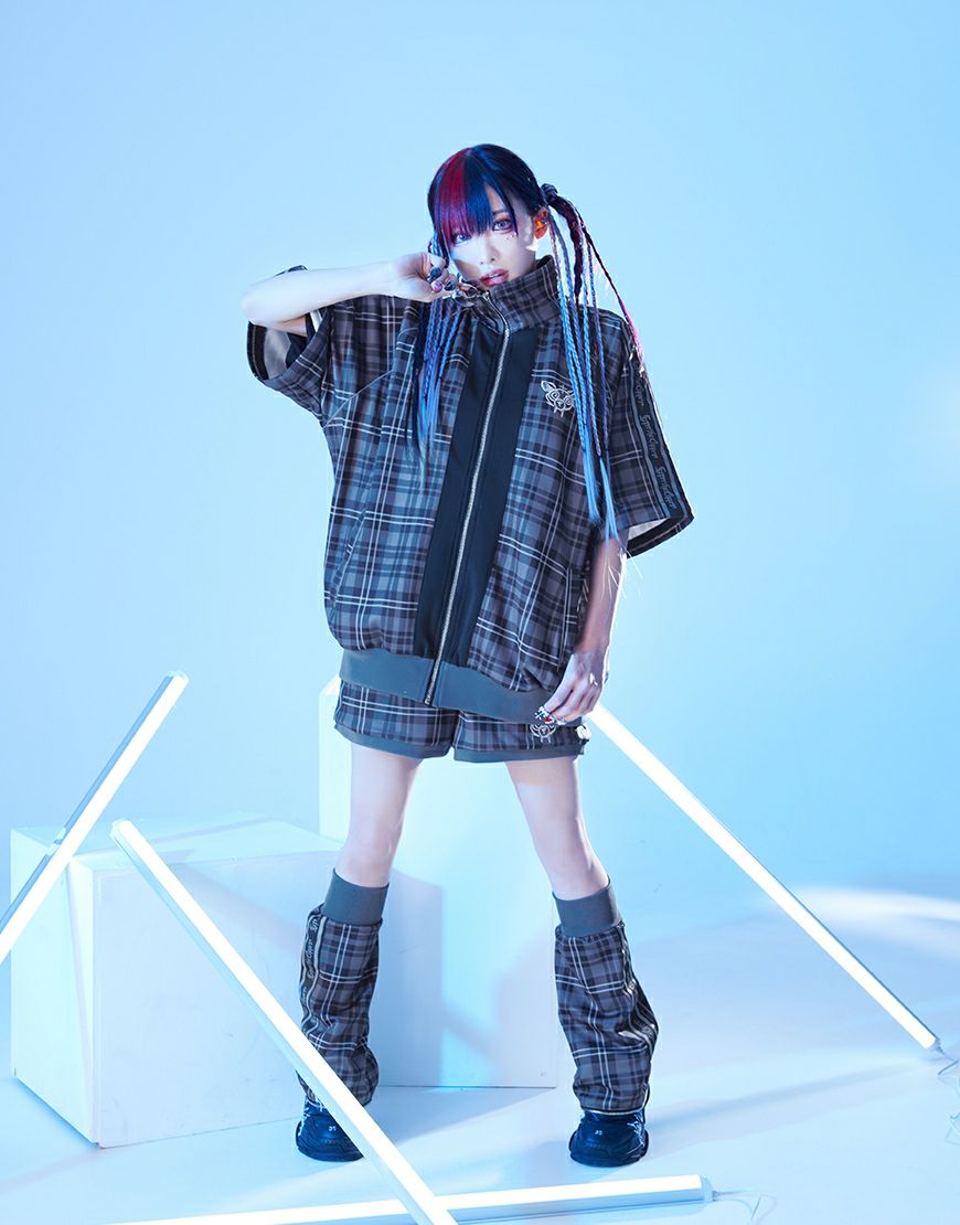 Grrr the Lipper【ガルルザリッパー】満身創痍ジャージ ジャケット