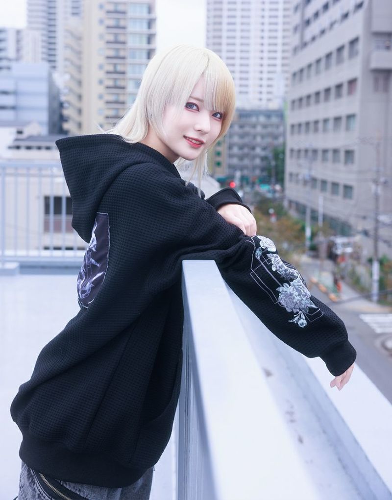 bibiy ANNA PUFF TOP パーカー ANNA PUFF TOP/155cm/着用サイズF