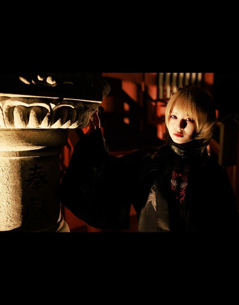 AdaNous【アダナス】曼珠沙華 羽織りシャツ/全2色