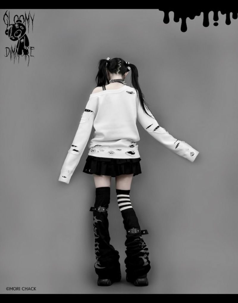 GLOOMY×DimMoire グル〜ミ〜いたずらニット ホワイト（WHITE） DimMoire×グル〜ミ〜のコラボが決定！1月28日より発売開始