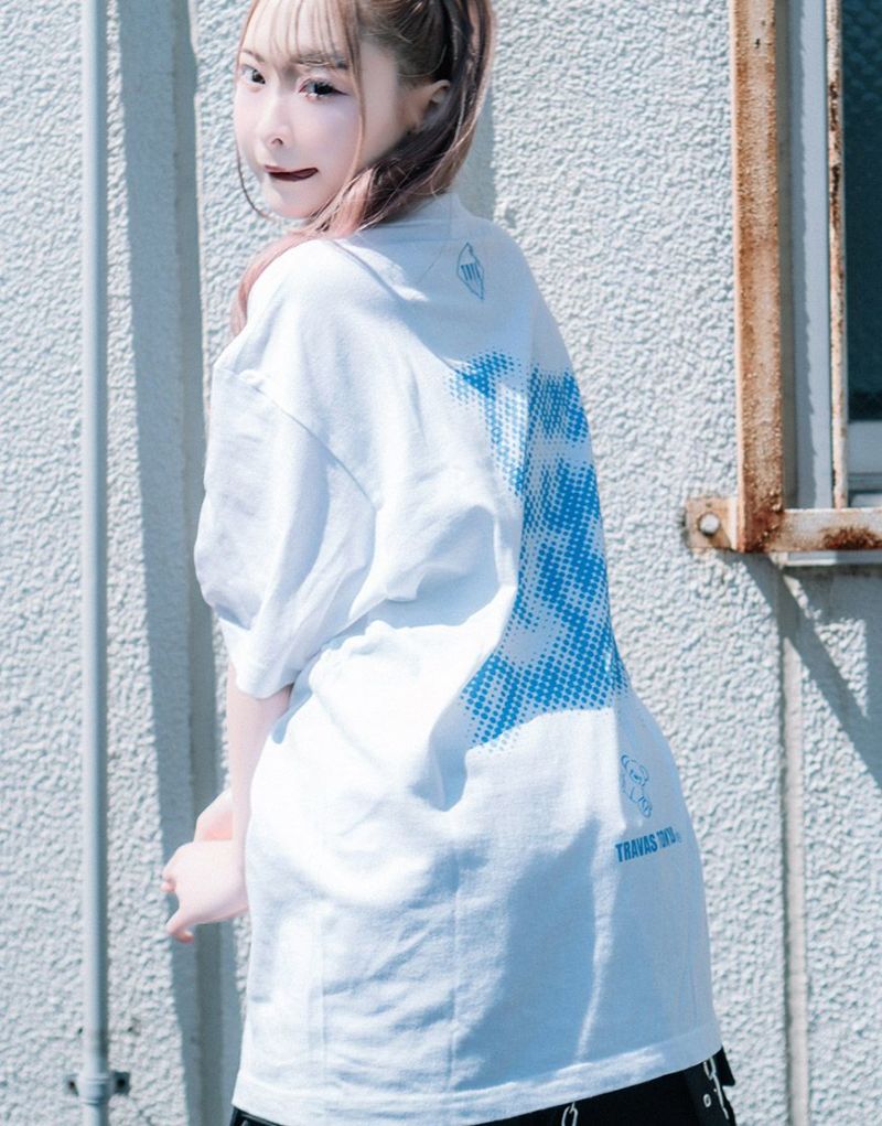 トラバストーキョー travas tokyo くま Tシャツ ホワイト TRAVAS TOKYO/トラバス トーキョー』Foam print bear BIG Tee