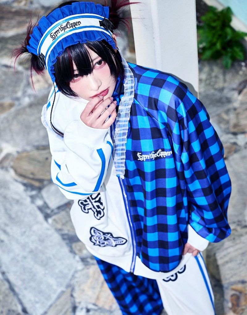 Grrr the Lipper パーカー Grrr the Lipper【ガルルザリッパー】たいいくのじかんへっど