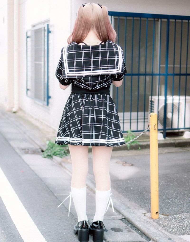 TORAVAS TOKYO スウェット TRAVAS TOKYO（トラバス トウキョウ）の「『TRAVAS TOKYO