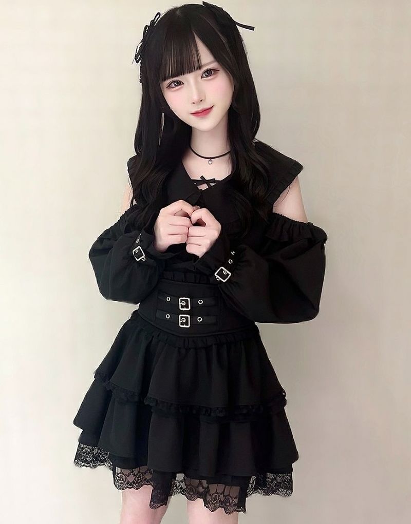 しなこちゃん［なりきりワンピース］ワンピース　１２０ 新品未使用 setsuko sagittaire/セツコサジテール】コラボ セーラー