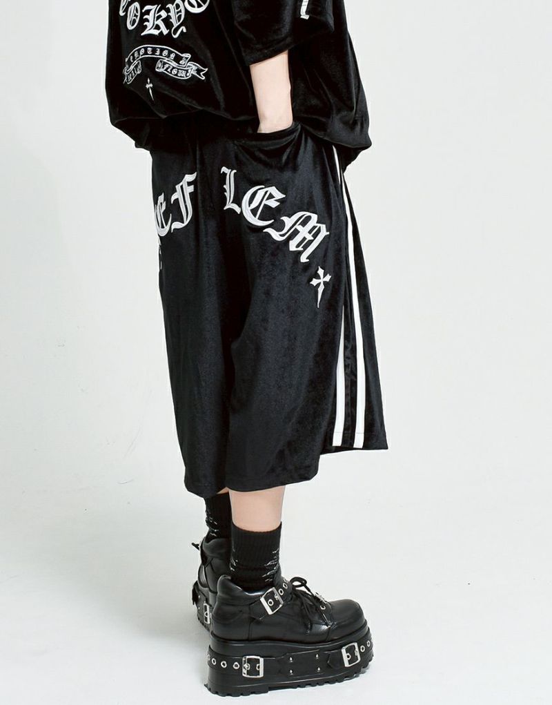 新品・未使用 『REFLEM/レフレム』サイドZIPジャージハーフパンツ