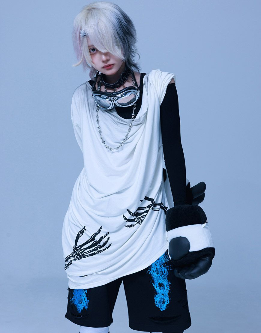 Gamchu【ガムチュ】ボクは骨になるまでゆるりと生きるつもりです手骨