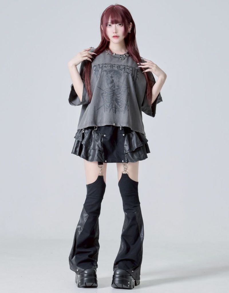 REFLEM【レフレム】メタルパーツネッククロップドスカルTシャツ
