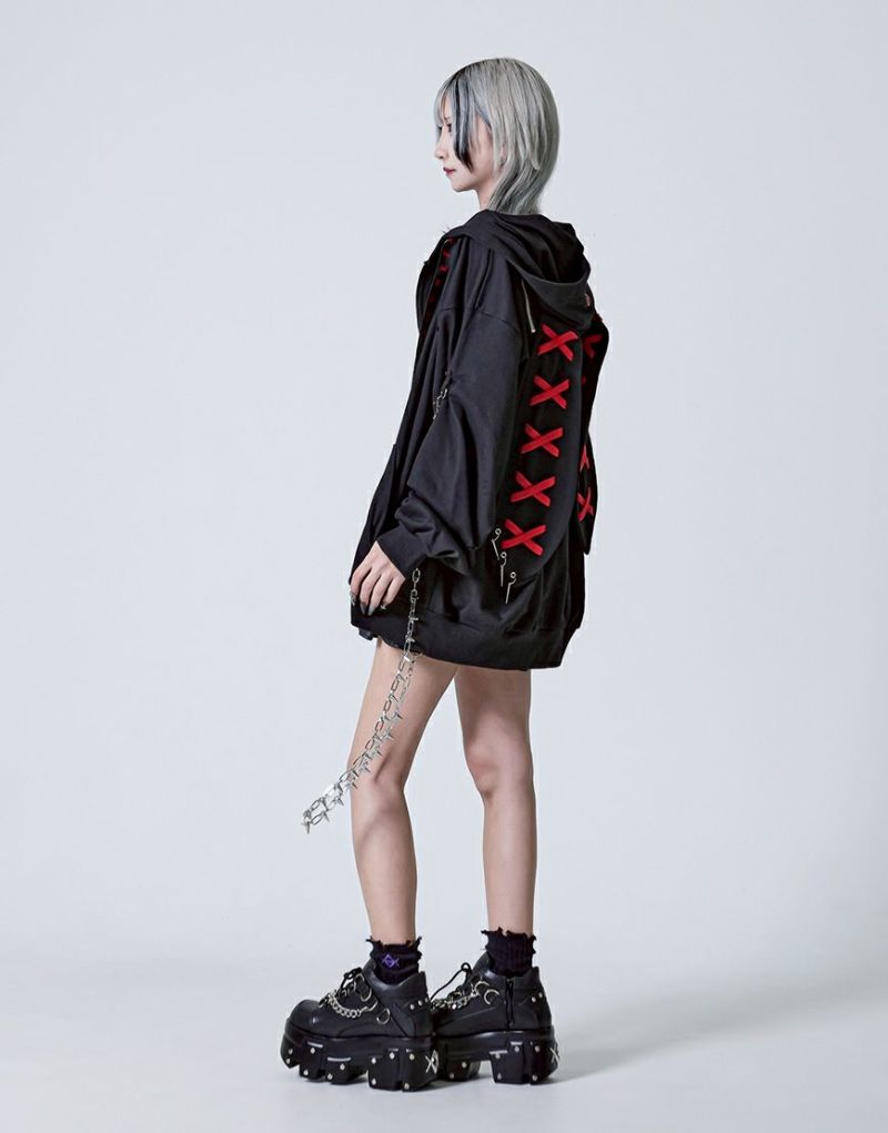 REFLEM【レフレム】加工うさ耳ジップアップパーカー REFLEM パーカー 「REFLEM/レフレム」スタッズうさ耳ZIPパーカー