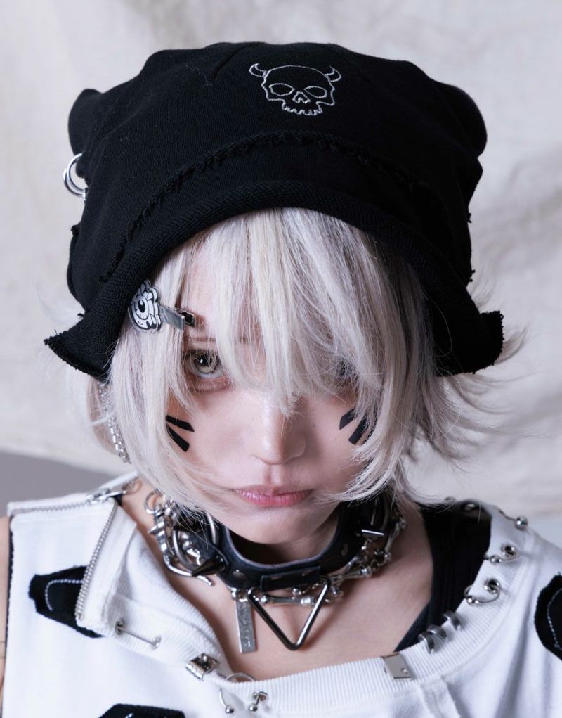 Gamchu【ガムチュ】ボクの角を隠してほしいお帽子 希少完売品 新品タグ付 Gamchu【ガムチュ】ボクの目は大事にしまいました。目くり抜き