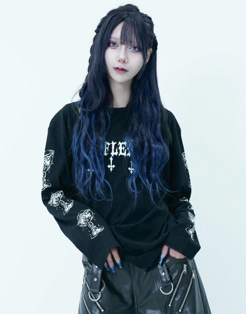 REFLEM 薔薇グラフィックロンT REFLEM（レフレム）の「『REFLEM/レフレム』薔薇プリントL/S Tee