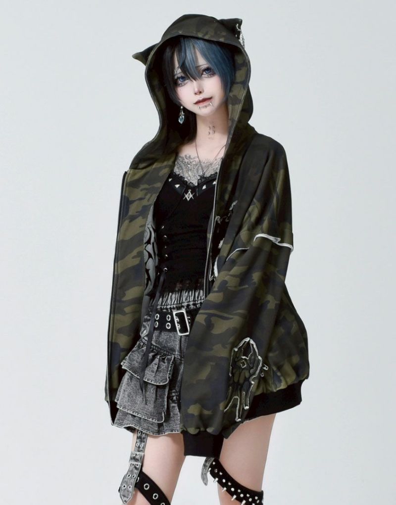 レフレム 猫耳ジップアップパーカー REFLEM（レフレム）の「『REFLEM/レフレム』猫耳ZIPパーカー